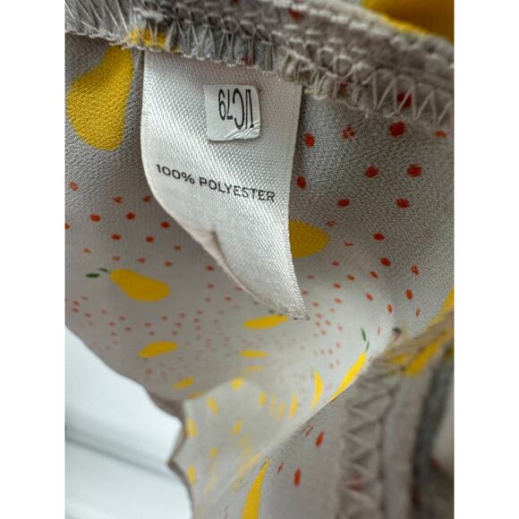 Frenchi Top Women XS Grey Yellow Splatter Print Button Front Pintuck Sleeveless - Picture 6 of 8